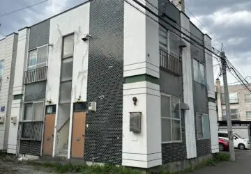 西区八軒2条東3丁目一棟売アパート